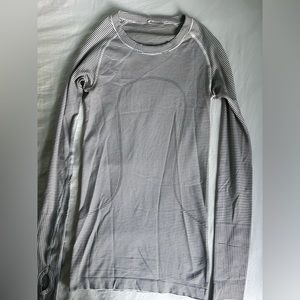 Lululemon Swiftly Tech Long Sleeve Shirt, White and black striped, Size 2